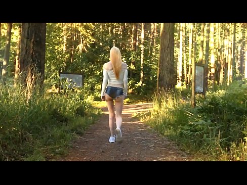 ❤️ Schéin Fra beweegt sech lues, net plakeg Video ️ Häre Porno bei eis lb.tradewin.top ️❤